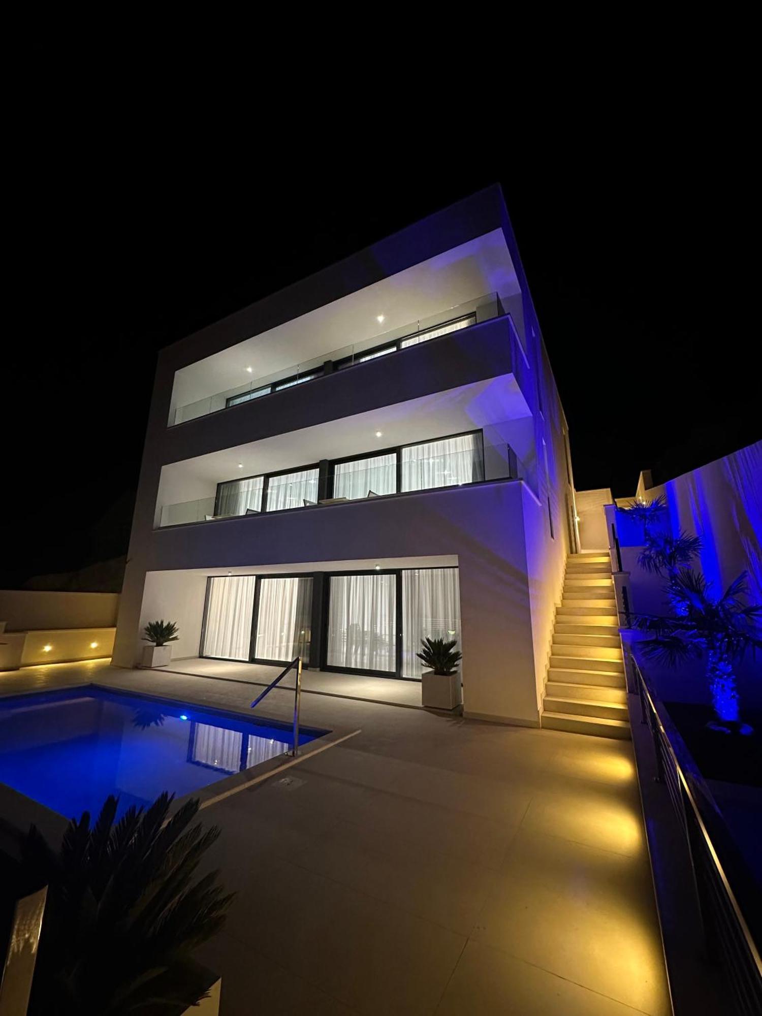Villa Apartment Danny Baška Voda Extérieur photo